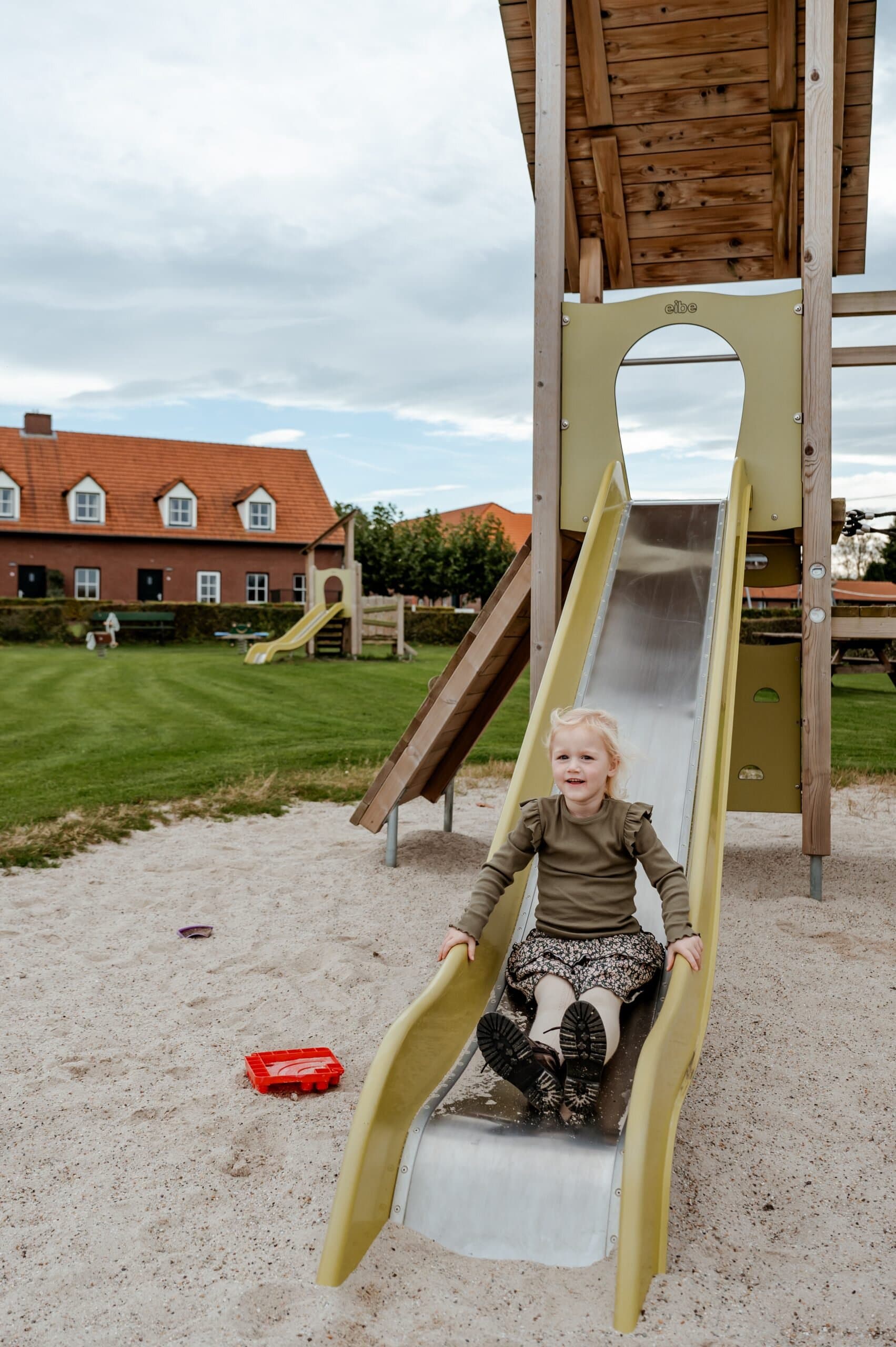 image right col image right col